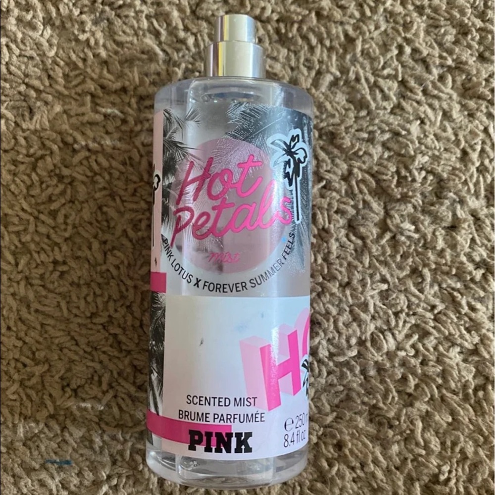 Victoria secret hot petals